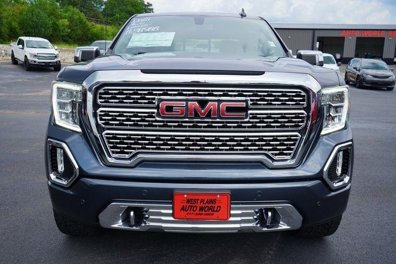 GMC Sierra 1500 4WD Crew Cab 147" Denali 2021