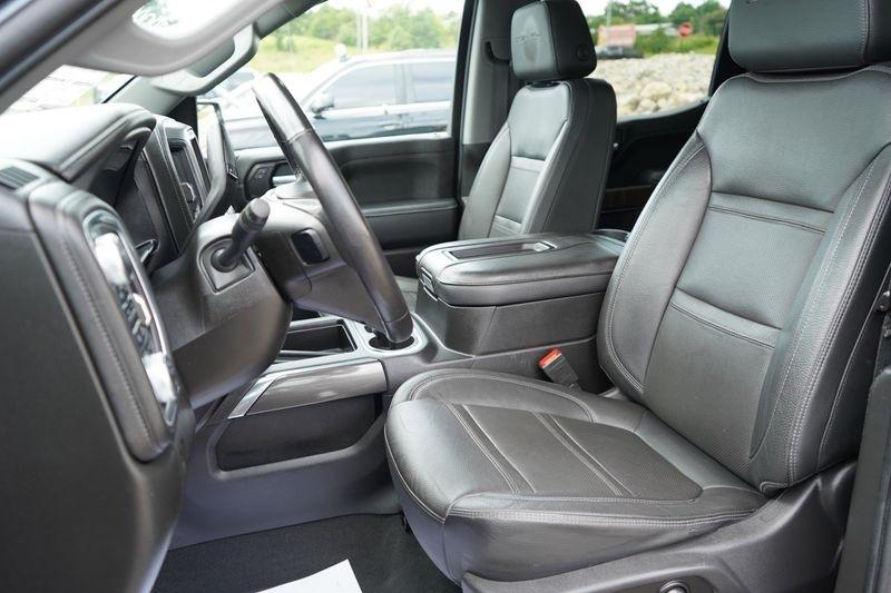 GMC Sierra 1500 4WD Crew Cab 147" Denali 2021