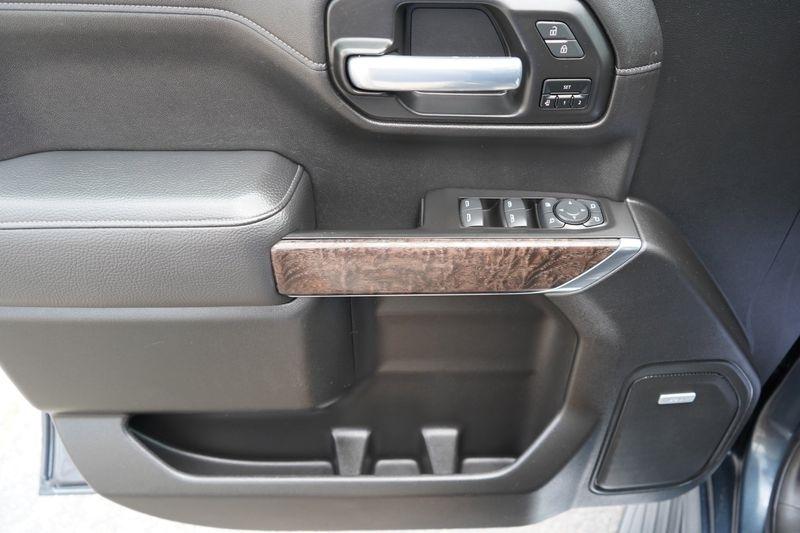 GMC Sierra 1500 4WD Crew Cab 147" Denali 2021