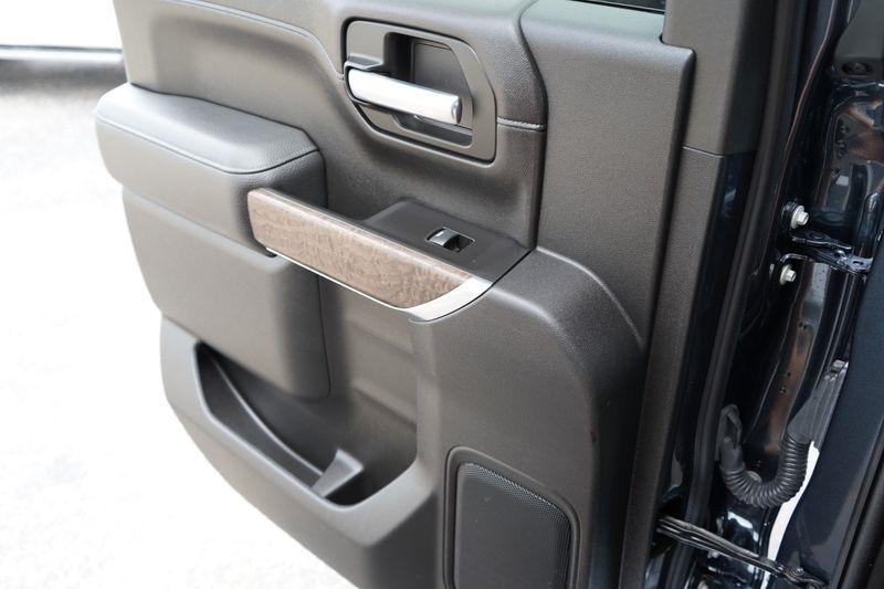 GMC Sierra 1500 4WD Crew Cab 147" Denali 2021