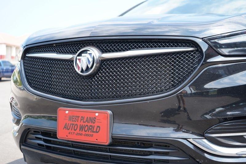 Buick Enclave FWD 4dr Essence 2021