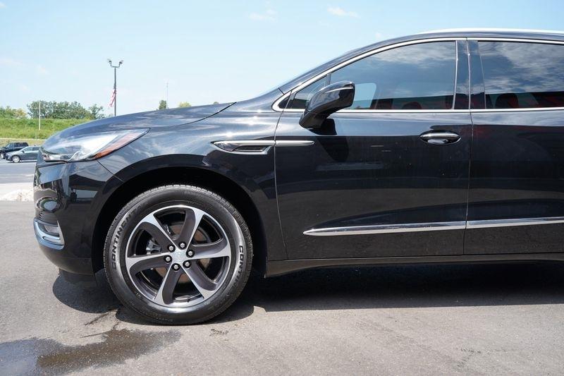 Buick Enclave FWD 4dr Essence 2021