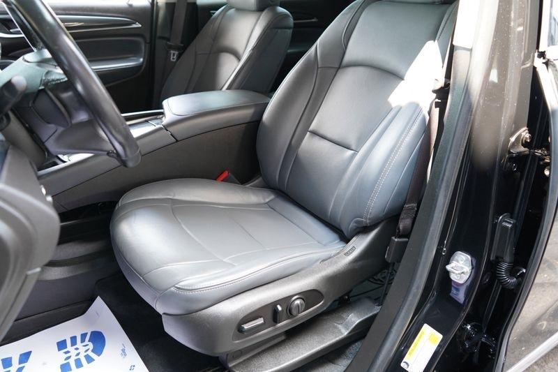 Buick Enclave FWD 4dr Essence 2021