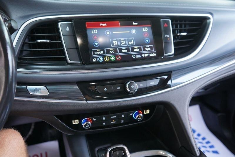 Buick Enclave FWD 4dr Essence 2021