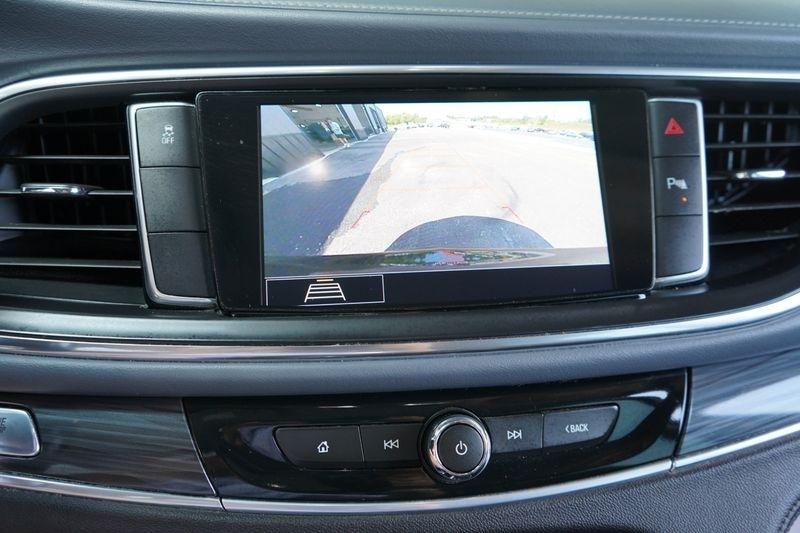 Buick Enclave FWD 4dr Essence 2021