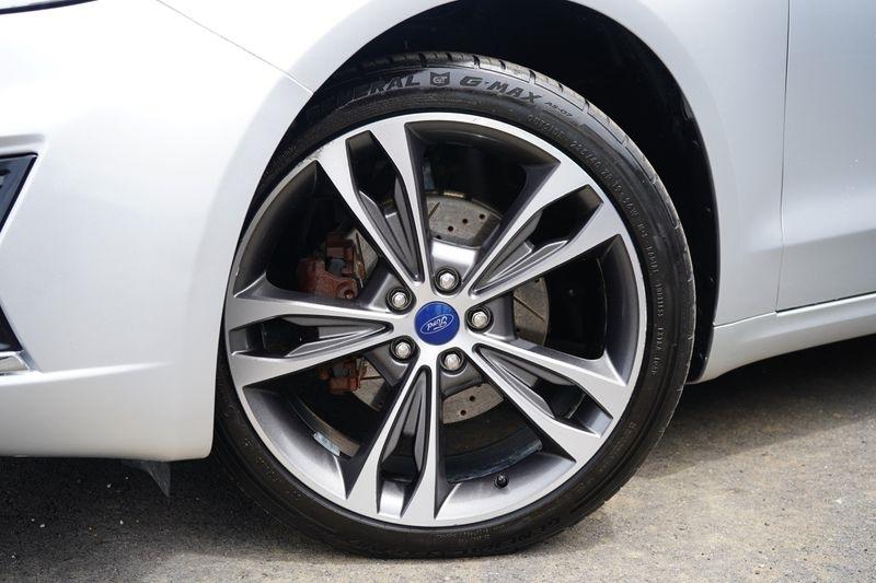 Ford Fusion Titanium AWD 2019