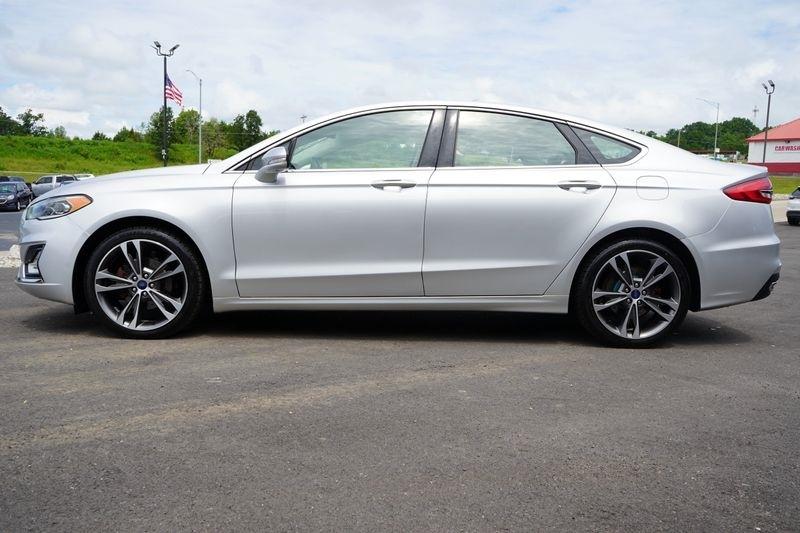 Ford Fusion Titanium AWD 2019