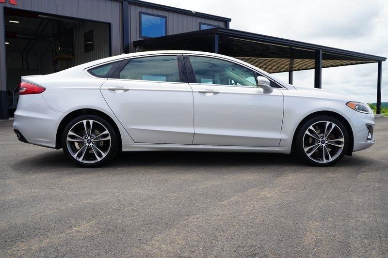 Ford Fusion Titanium AWD 2019
