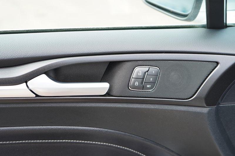 Ford Fusion Titanium AWD 2019