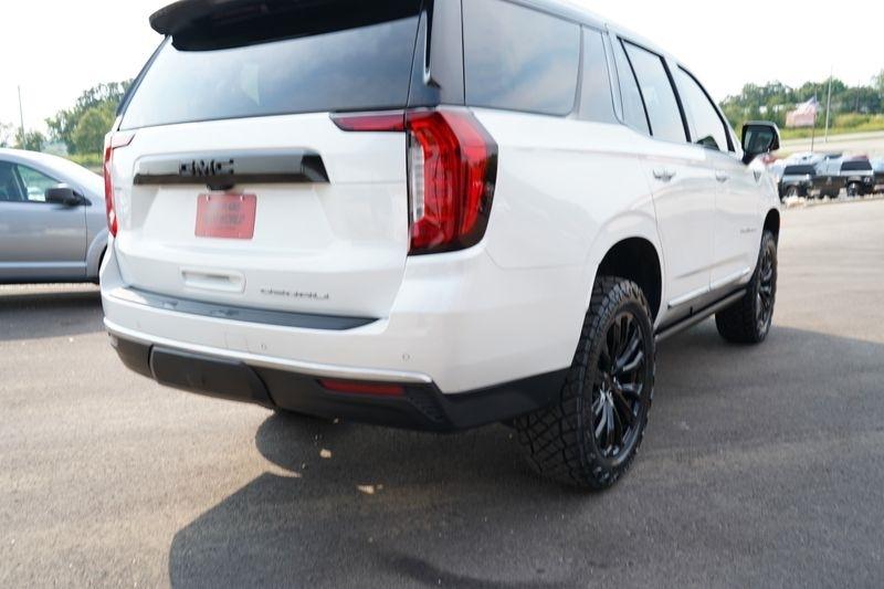 GMC Yukon 4WD 4dr Denali 2021