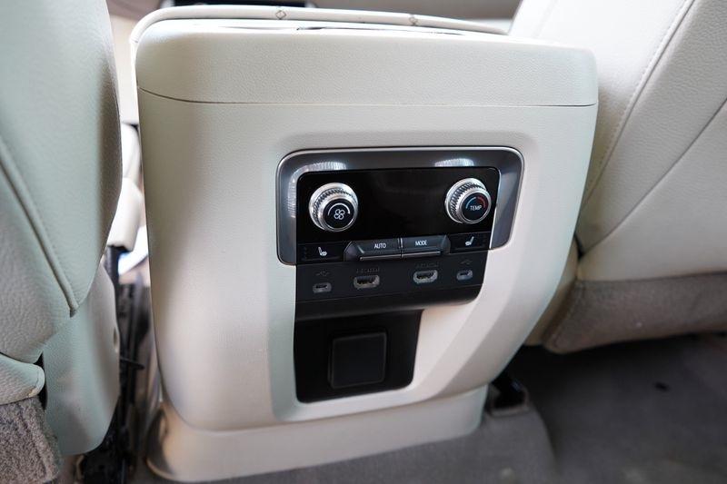 GMC Yukon 4WD 4dr Denali 2021