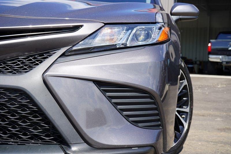 Toyota Camry XLE Auto (Natl) 2019