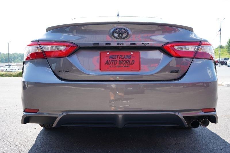 Toyota Camry XLE Auto (Natl) 2019