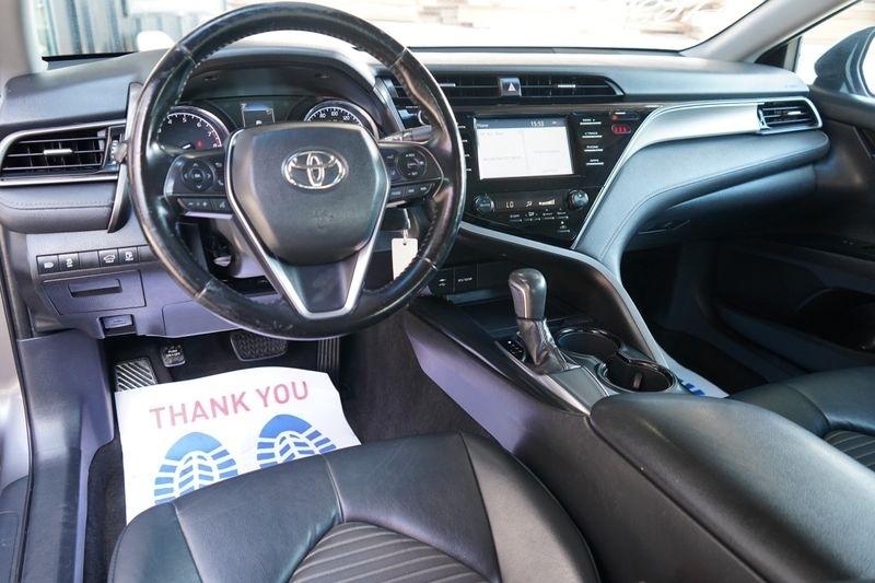 Toyota Camry XLE Auto (Natl) 2019