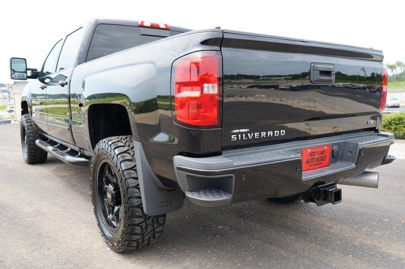 Chevrolet Silverado 2500HD 4WD Crew Cab 153.7" LTZ 2018