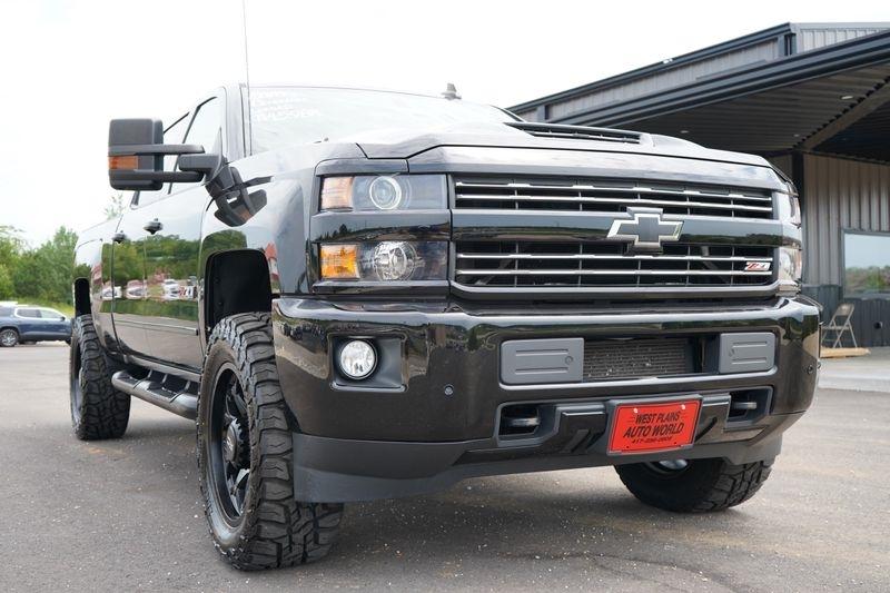 Chevrolet Silverado 2500HD 4WD Crew Cab 153.7" LTZ 2018