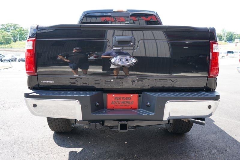 Ford Super Duty F-350 SRW Lariat 4WD Crew Cab 6.75' Box 2015