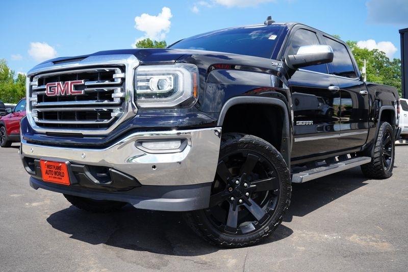 2017 GMC Sierra 1500 4WD Crew Cab 143.5" SLT