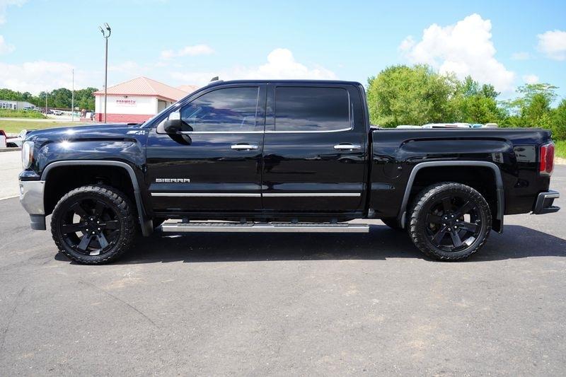 GMC Sierra 1500 4WD Crew Cab 143.5" SLT 2017