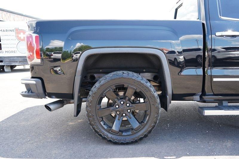 GMC Sierra 1500 4WD Crew Cab 143.5" SLT 2017