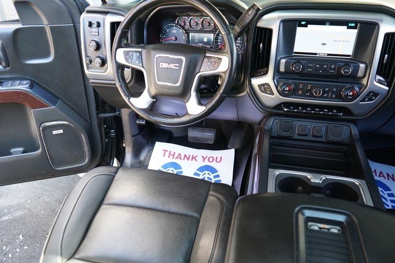 GMC Sierra 1500 4WD Crew Cab 143.5" SLT 2017