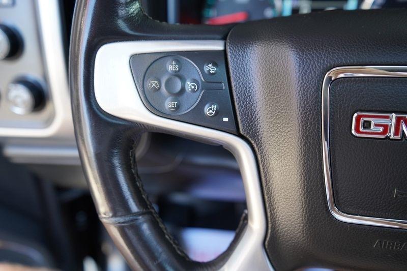 GMC Sierra 1500 4WD Crew Cab 143.5" SLT 2017