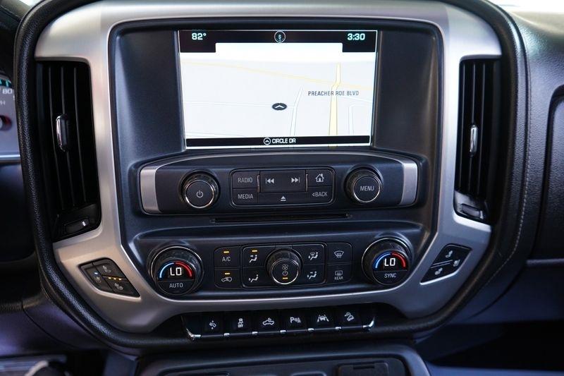 GMC Sierra 1500 4WD Crew Cab 143.5" SLT 2017