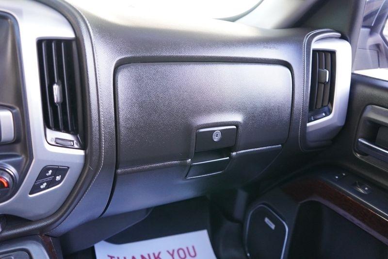 GMC Sierra 1500 4WD Crew Cab 143.5" SLT 2017