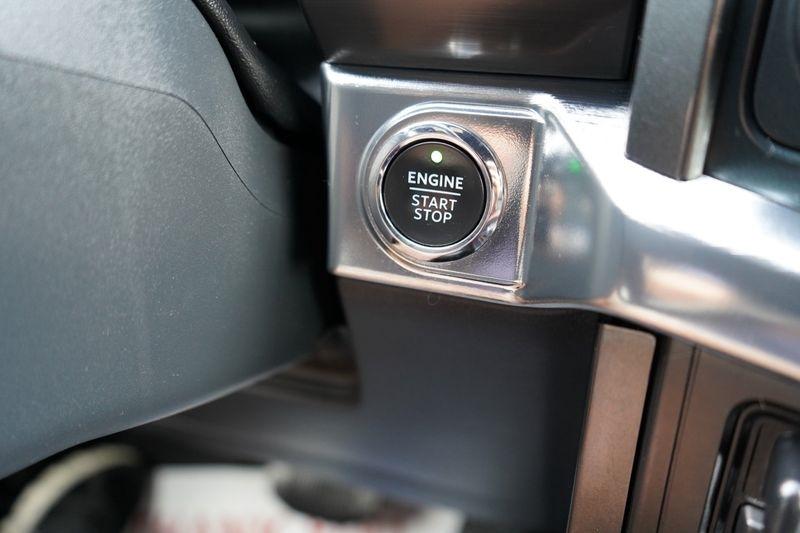Ford F-150 Lariat 4WD SuperCrew 5.5' Box 2022