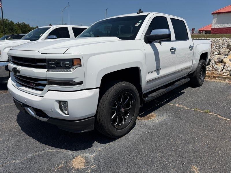 2017 Chevrolet Silverado 1500 4WD Crew Cab 143.5" LTZ w/2LZ