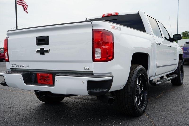Chevrolet Silverado 1500 4WD Crew Cab 143.5" LTZ w/2LZ 2017