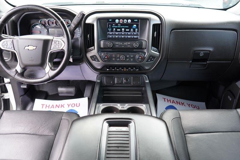 Chevrolet Silverado 1500 4WD Crew Cab 143.5" LTZ w/2LZ 2017