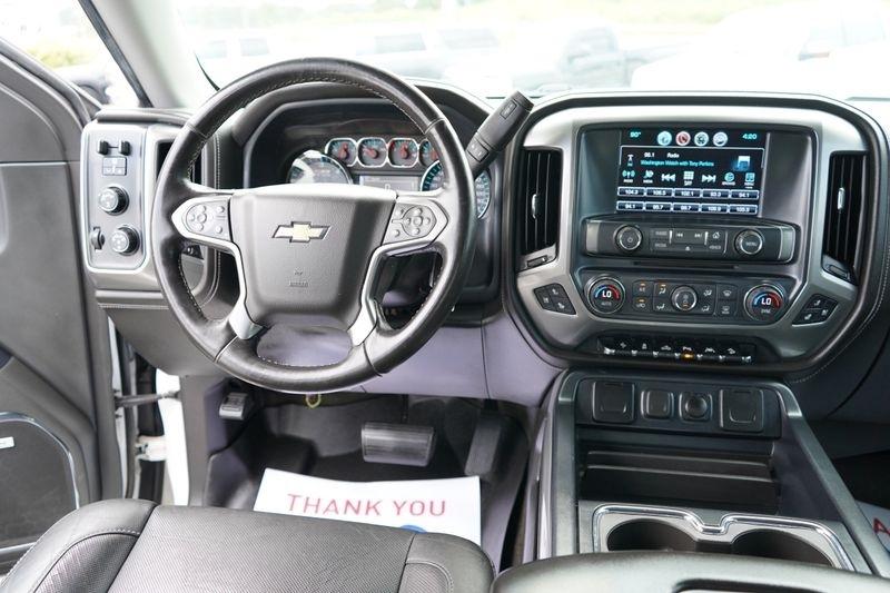 Chevrolet Silverado 1500 4WD Crew Cab 143.5" LTZ w/2LZ 2017