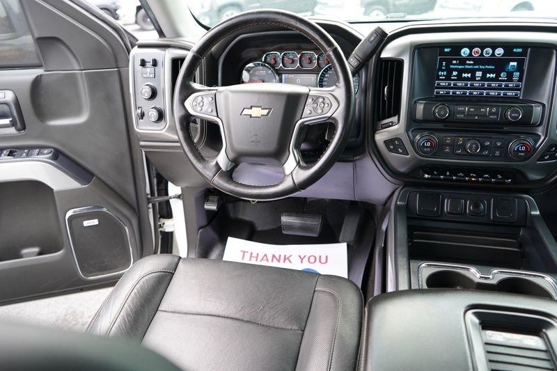 Chevrolet Silverado 1500 4WD Crew Cab 143.5" LTZ w/2LZ 2017