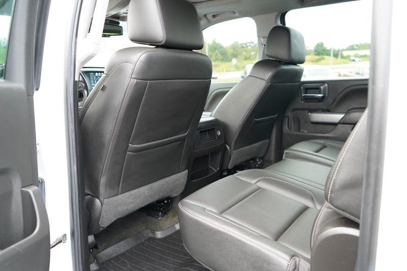 Chevrolet Silverado 1500 4WD Crew Cab 143.5" LTZ w/2LZ 2017