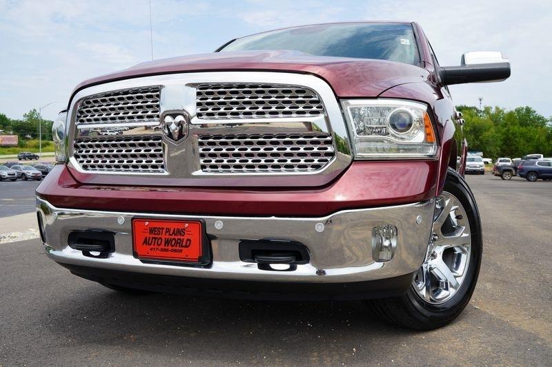 RAM 1500 Laramie 4x4 Crew Cab 5'7" Box 2018