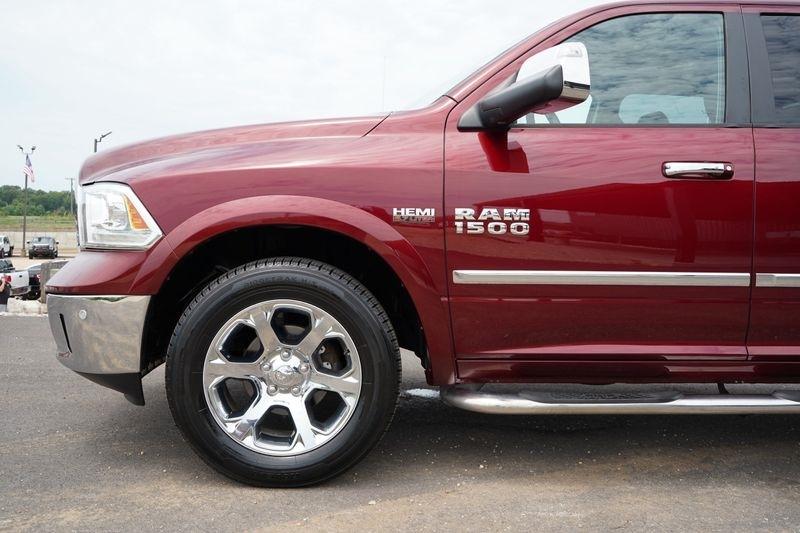 RAM 1500 Laramie 4x4 Crew Cab 5'7" Box 2018