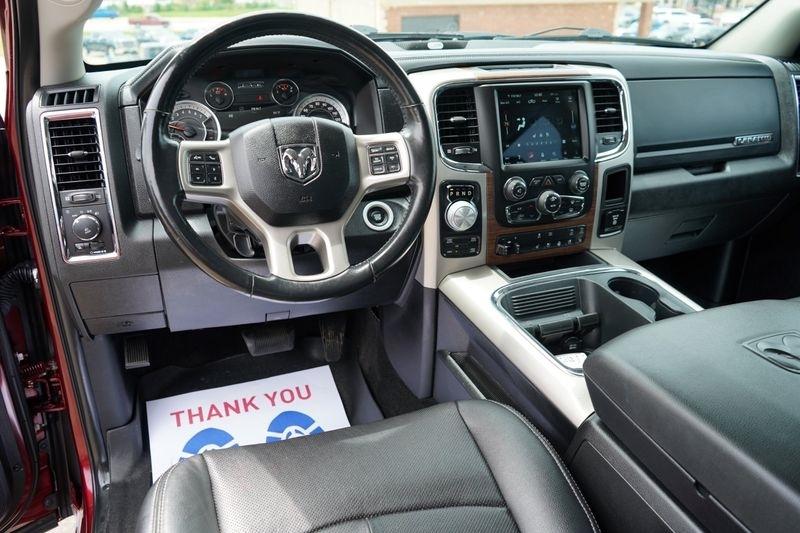 RAM 1500 Laramie 4x4 Crew Cab 5'7" Box 2018