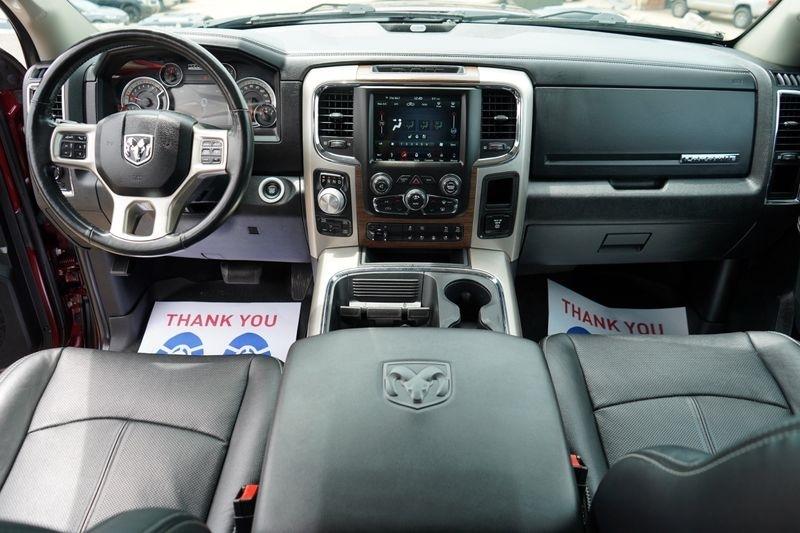 RAM 1500 Laramie 4x4 Crew Cab 5'7" Box 2018