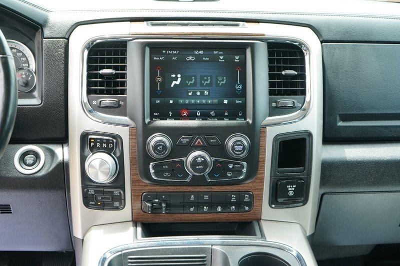 RAM 1500 Laramie 4x4 Crew Cab 5'7" Box 2018
