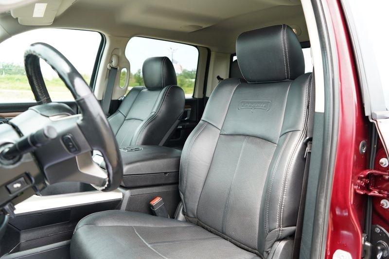 RAM 1500 Laramie 4x4 Crew Cab 5'7" Box 2018