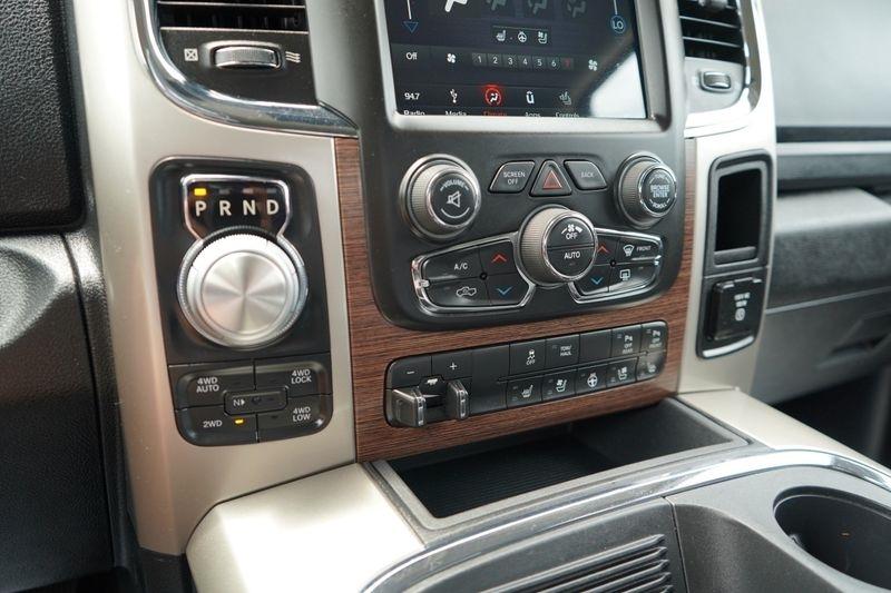 RAM 1500 Laramie 4x4 Crew Cab 5'7" Box 2018
