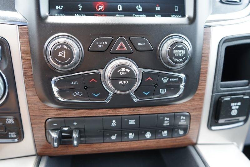 RAM 1500 Laramie 4x4 Crew Cab 5'7" Box 2018