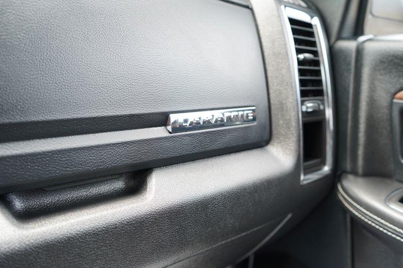 RAM 1500 Laramie 4x4 Crew Cab 5'7" Box 2018