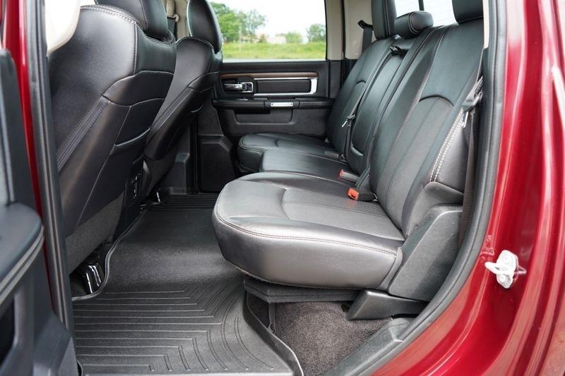 RAM 1500 Laramie 4x4 Crew Cab 5'7" Box 2018