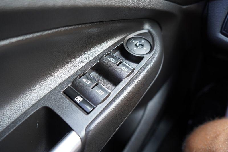 Ford Escape FWD 4dr Titanium 2015