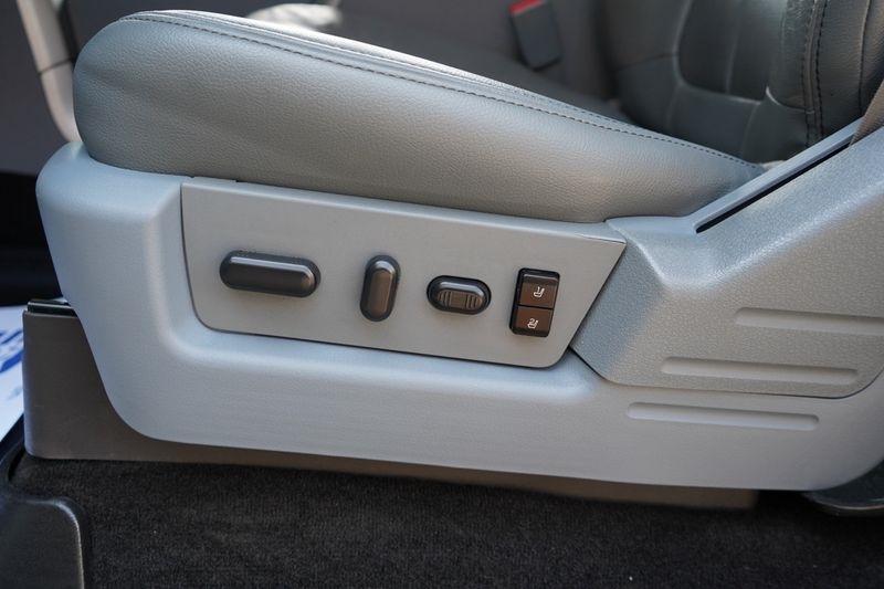 Ford F-150 4WD SuperCrew 145" Platinum 2014