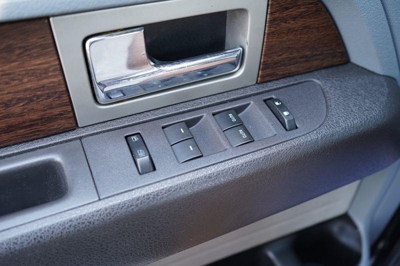 Ford F-150 4WD SuperCrew 145" Platinum 2014