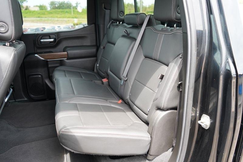 Chevrolet Silverado 1500 LTD 4WD Crew Cab 147" High Country 2022