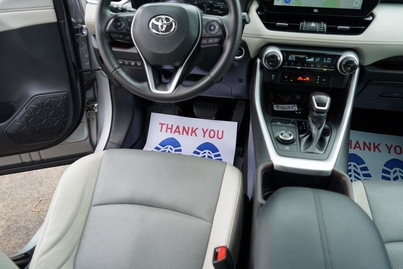 Toyota RAV4 Hybrid Limited AWD (Natl) 2023
